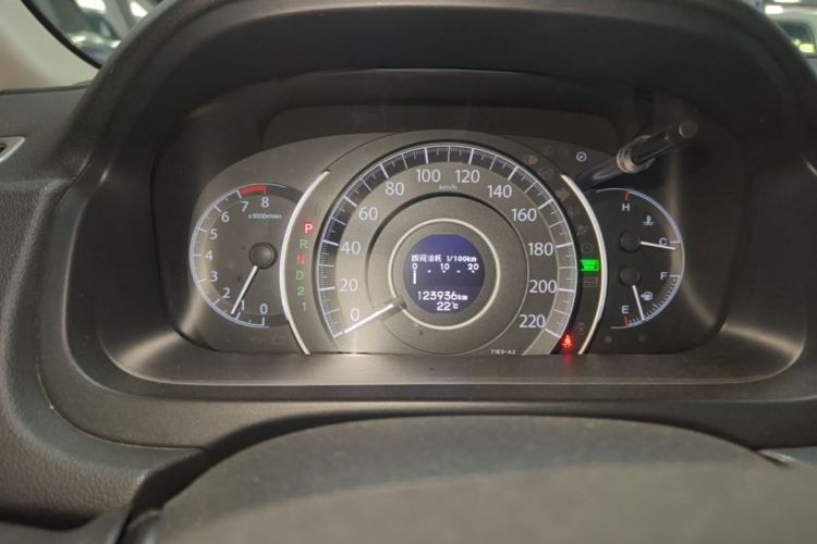 Honda CR-V 2015 immagine di auto #12