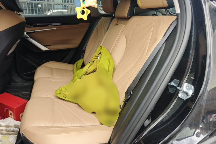 GEELY Boyue L 2023 car image #19