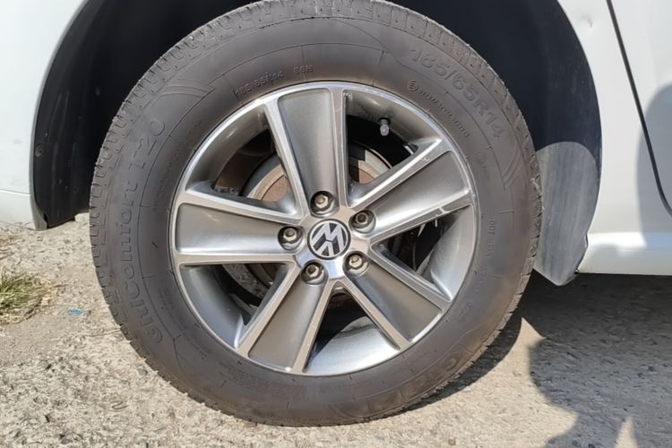 Volkswagen Polo 2017 car image #10
