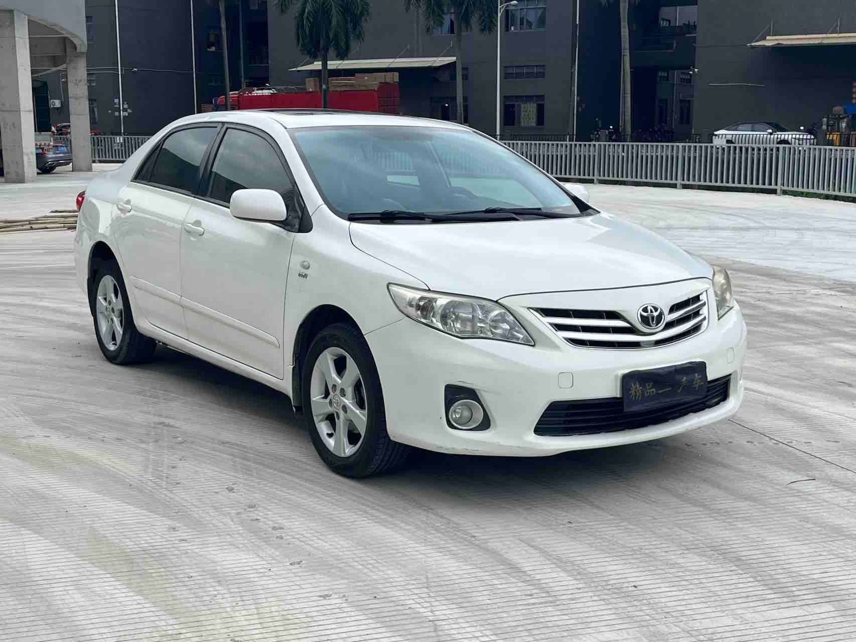 Toyota Corolla 2013 #3 Toyota Corolla 2013 car image #3