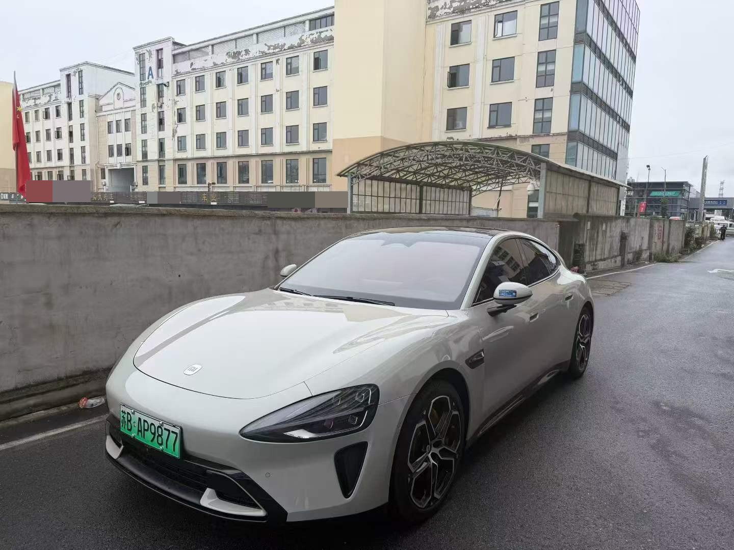 MI SU7 2025 car image 