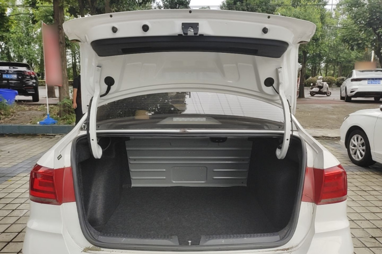 Volkswagen Santana 2019 #19 Volkswagen Santana 2019 car image #19