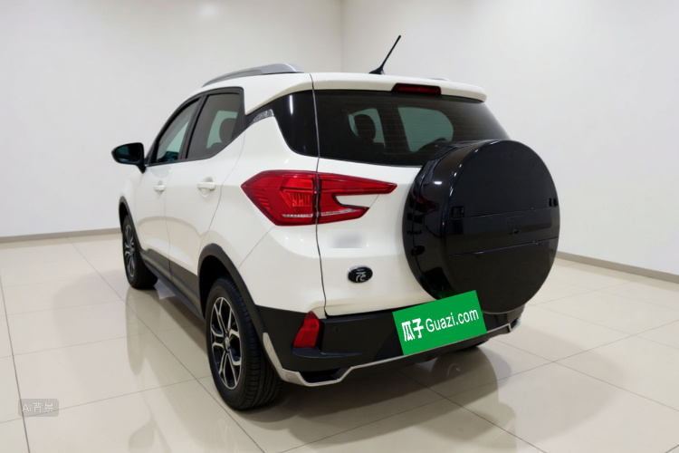 BYD Yuan Pro 2022 صورة سيارة #5
