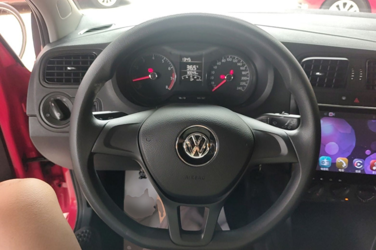 Volkswagen Polo 2016 #11 Volkswagen Polo 2016 car image #11