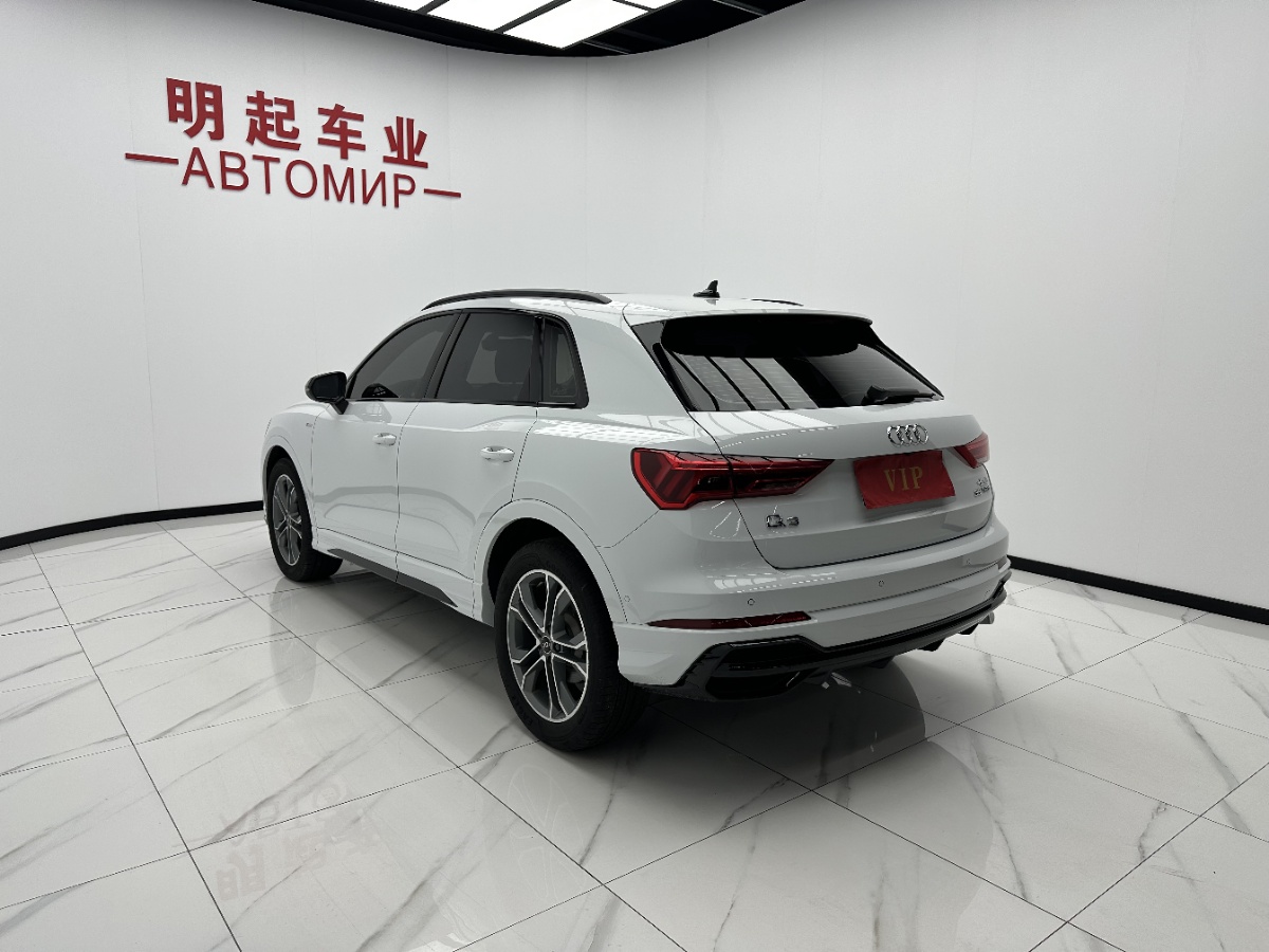 Audi Q3 2023 #8 Audi Q3 2023 car image #8