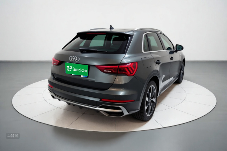 Audi Q3 2021 car image #7