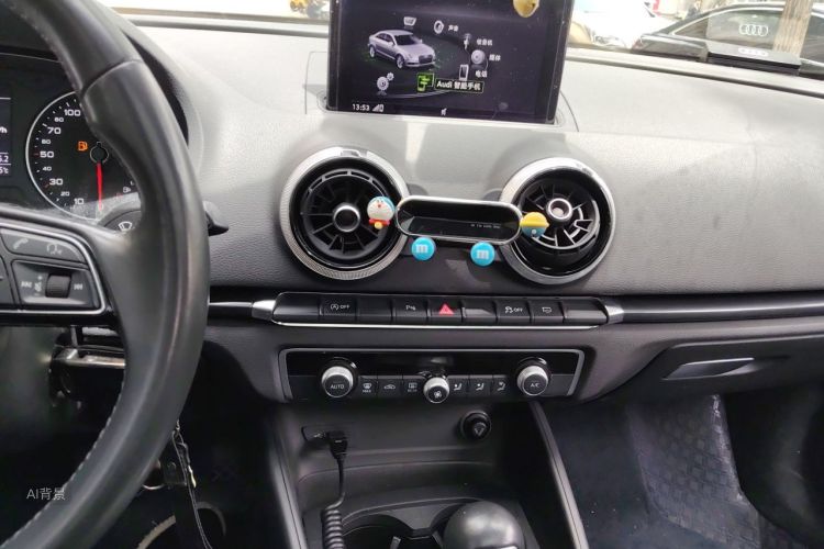 Audi A3 2019 immagine di auto #15