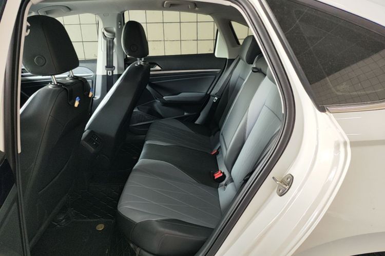 Volkswagen Lavida 2023 car image #17