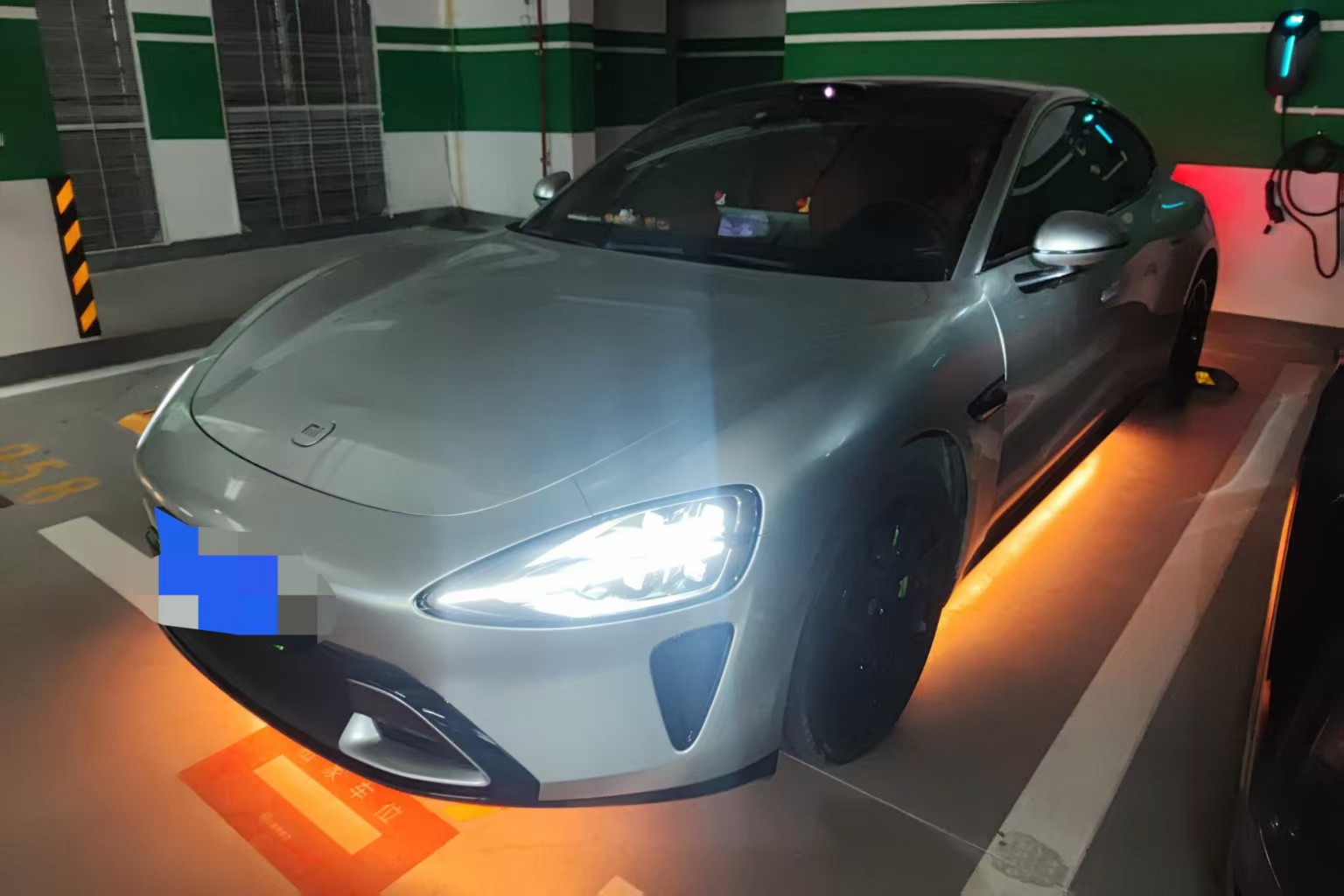 MI SU7 2024 car image 