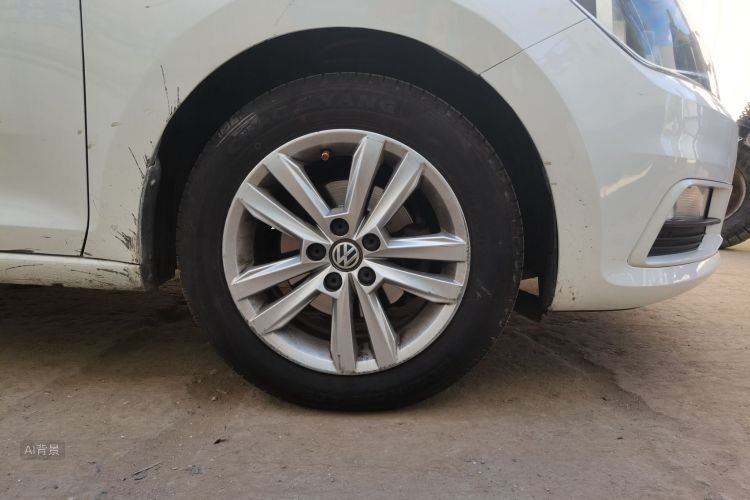 Volkswagen Santana 2018 car image #9