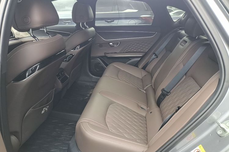 BYD Han 2022 image de voiture #13