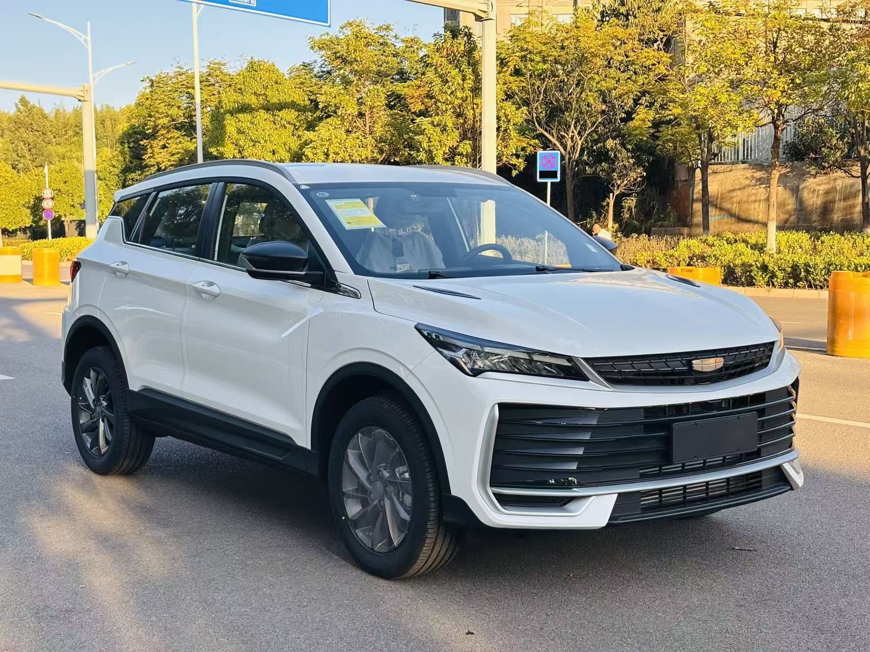 GEELY Coolray 2026 #2 GEELY Coolray 2026 image de voiture #2