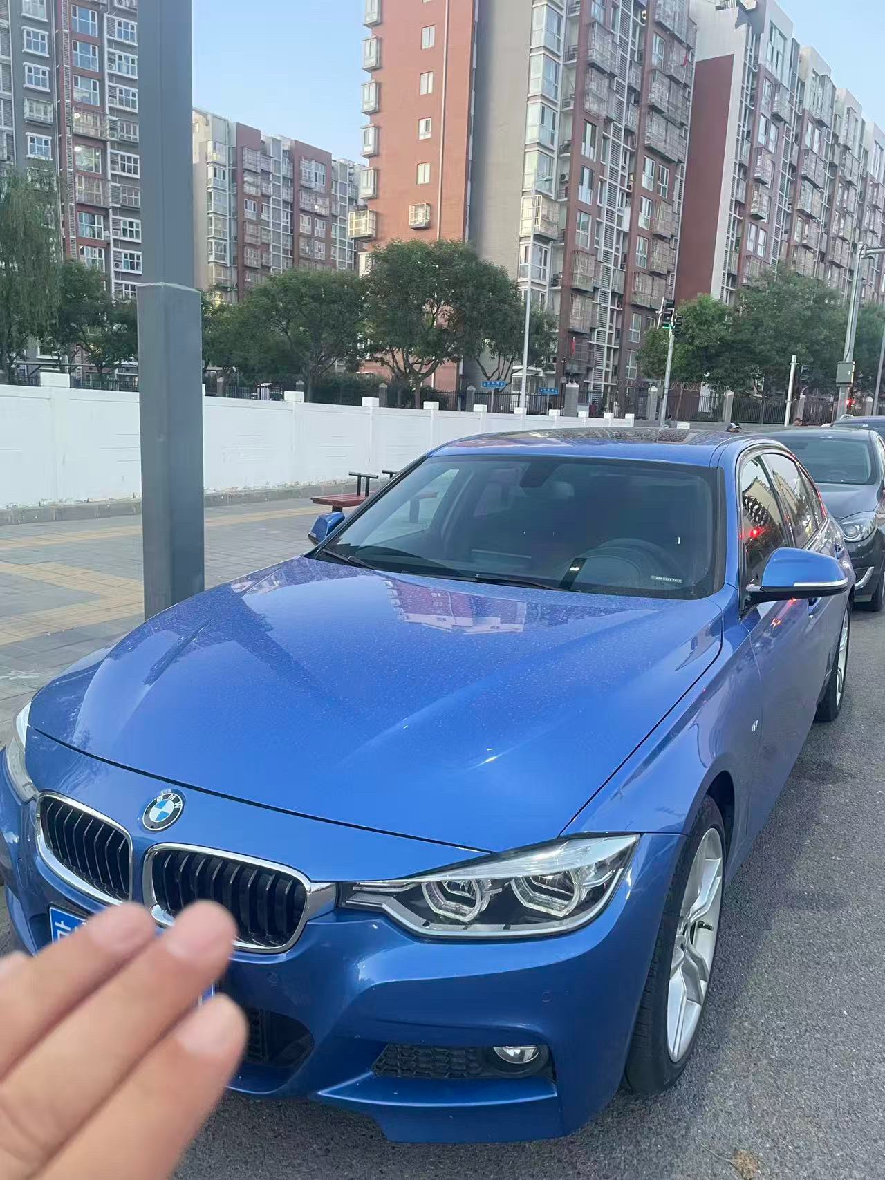 BMW 3 Series 2019 BMW 3 Series 2019 car image