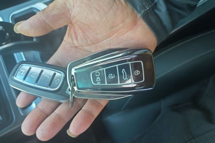 GEELY Emgrand 2020 #9 GEELY Emgrand 2020 car image #9