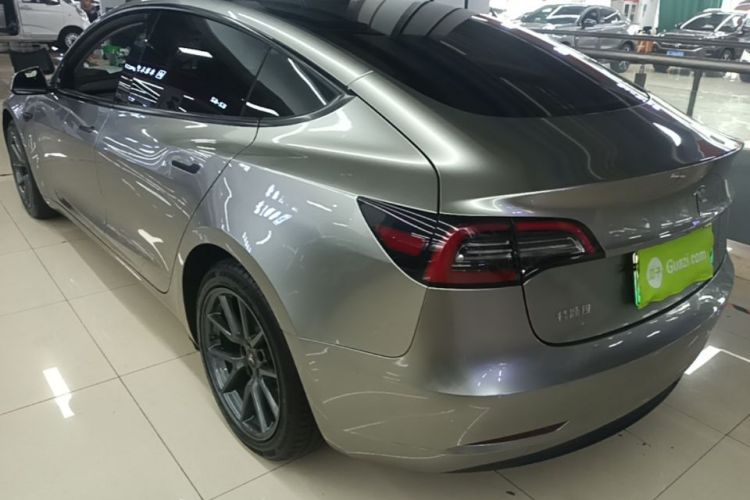 Tesla Model 3 2021 car image #5