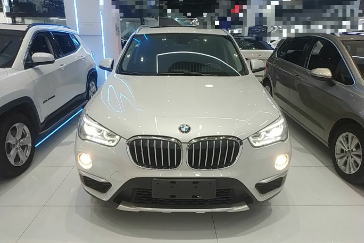 BMW X1 2017 #3 BMW X1 2017 car image #3