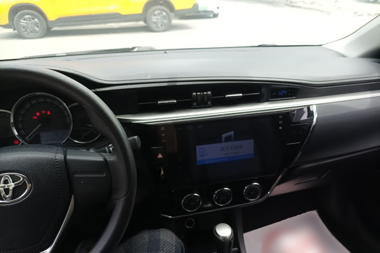 2016 immagine di auto #10