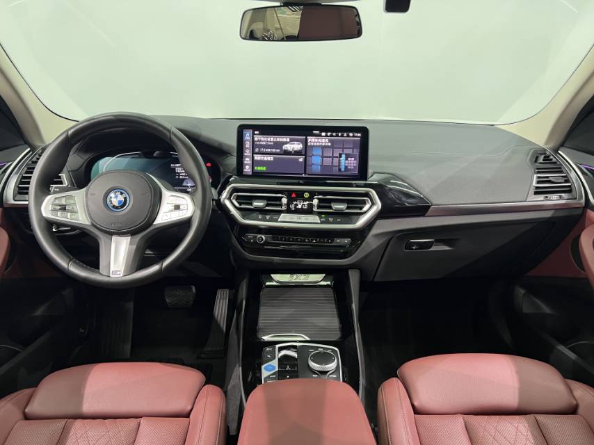 BMW iX3 2024 #6 BMW iX3 2024 изображение автомобиля #6
