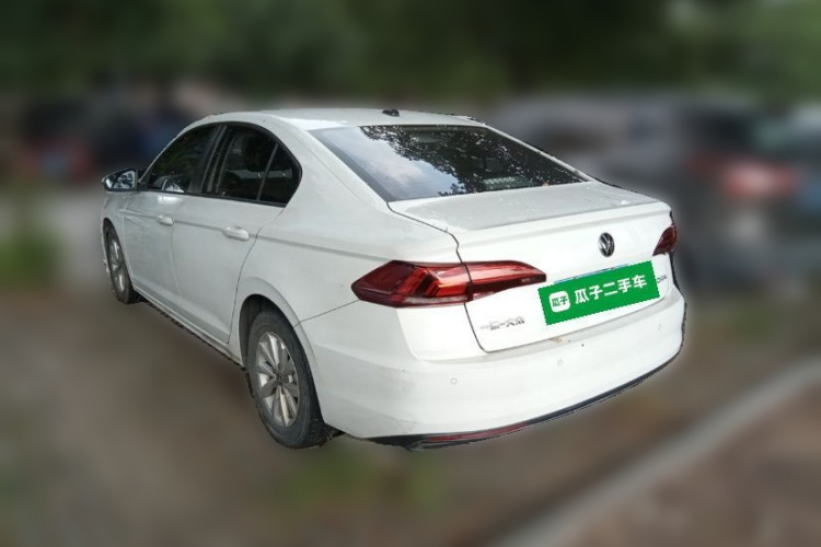 Volkswagen Bora 2022 car image #5