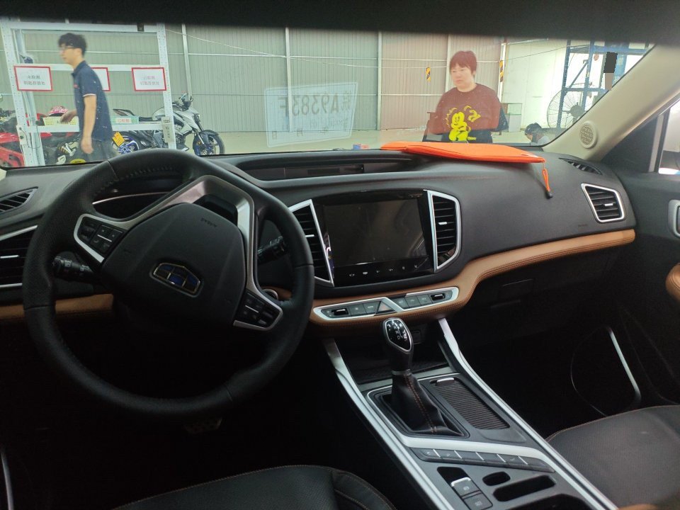 GEELY Vision X6 2018 car image #5
