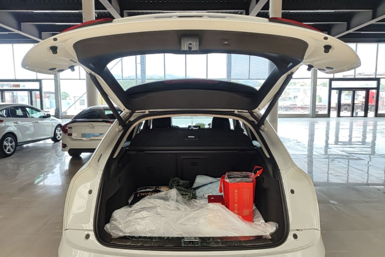 Audi Q3 2017 #19 Audi Q3 2017 car image #19