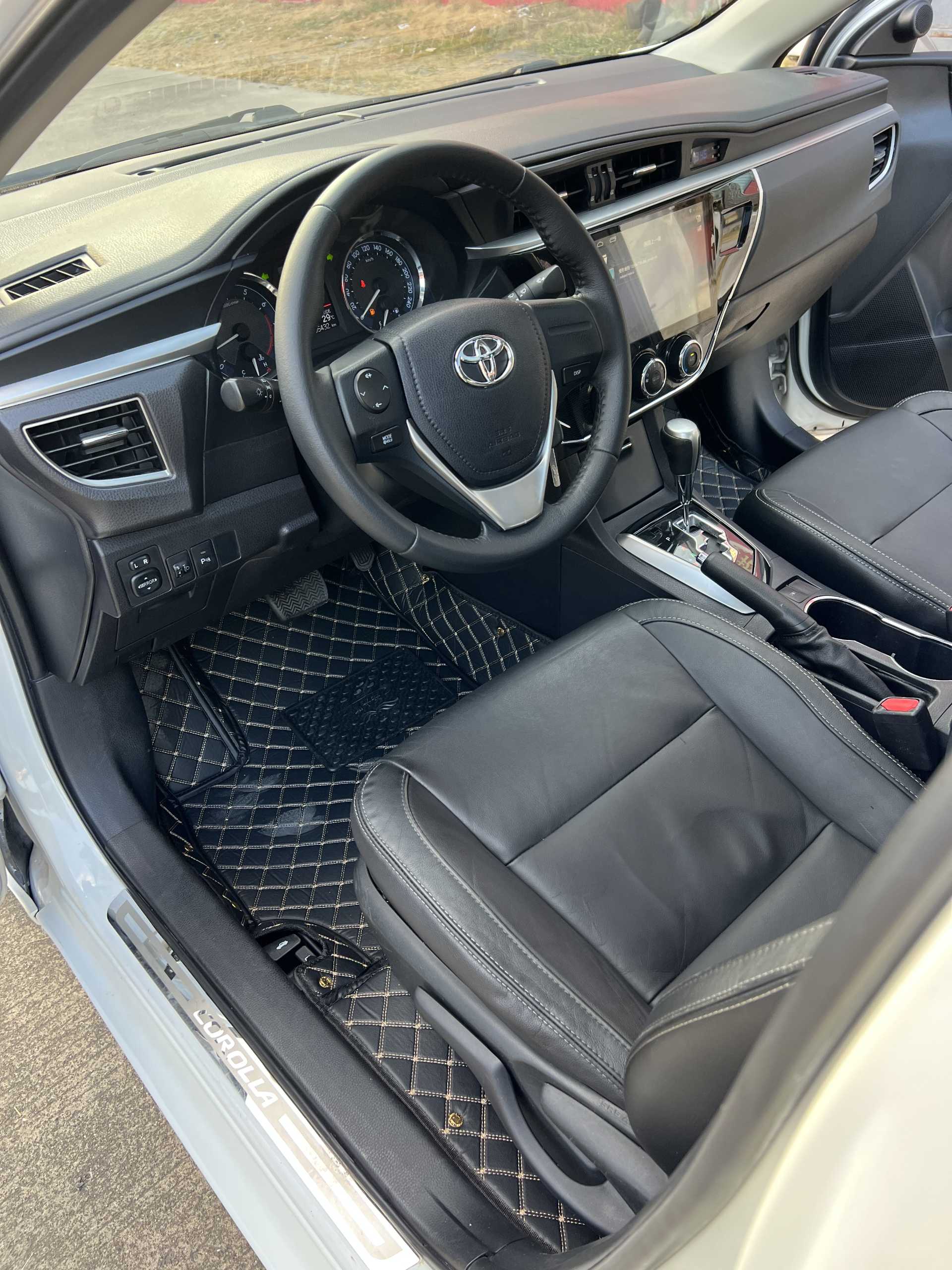 Toyota Corolla 2016 #9 Toyota Corolla 2016 car image #9