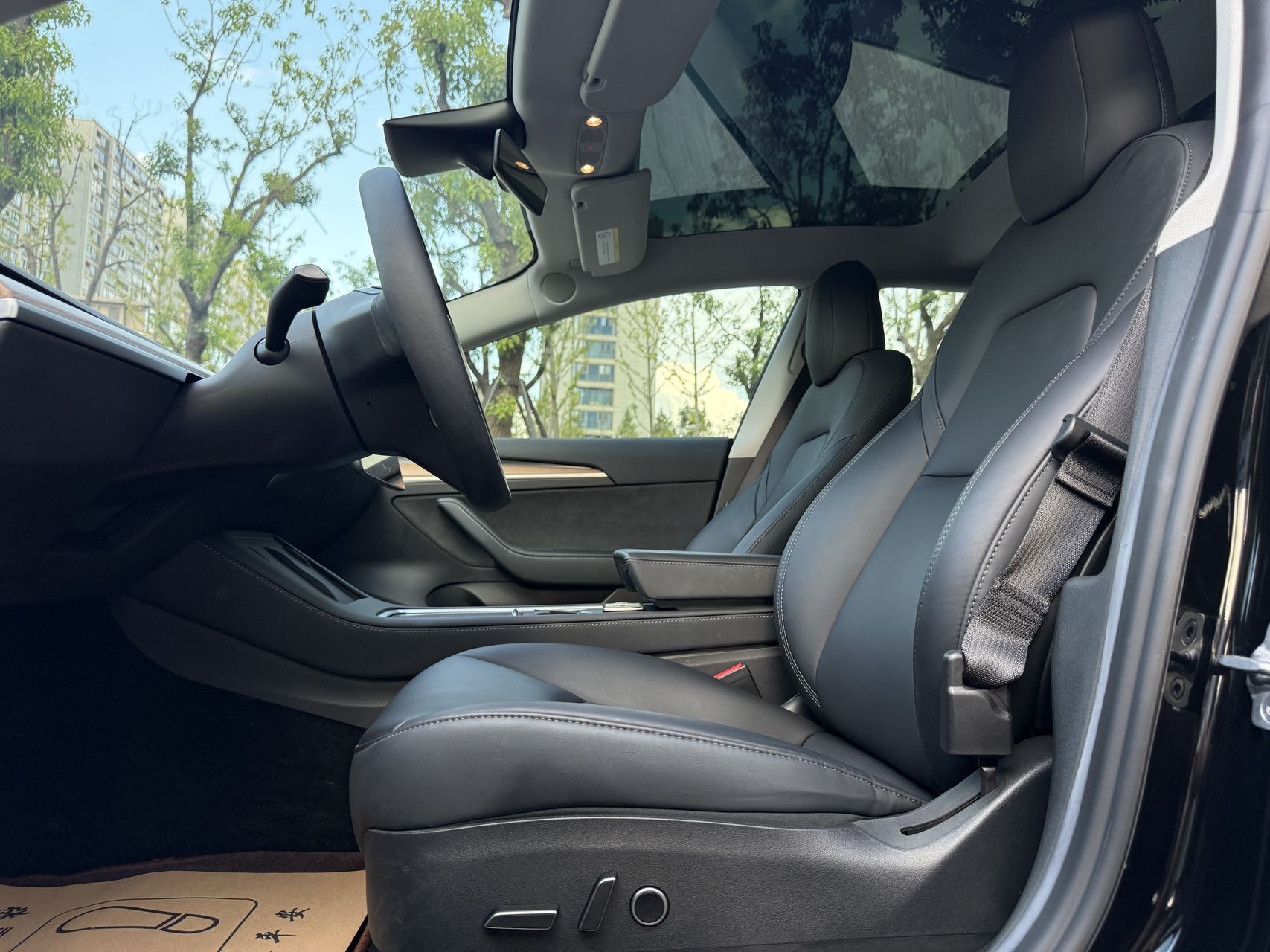 Tesla Model 3 2022 car image #8