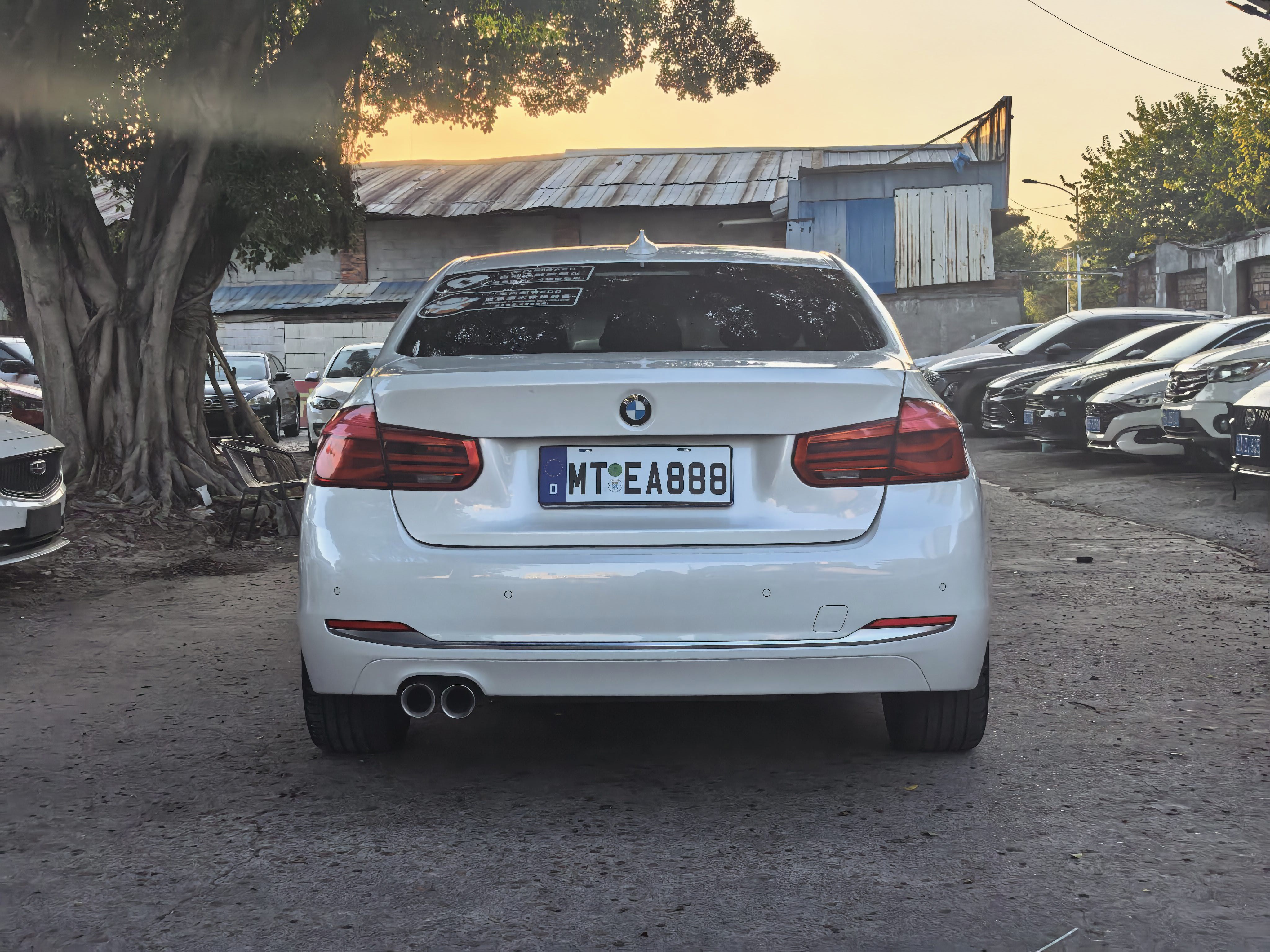 BMW 3 Series 2019 #9 BMW 3 Series 2019 car image #9