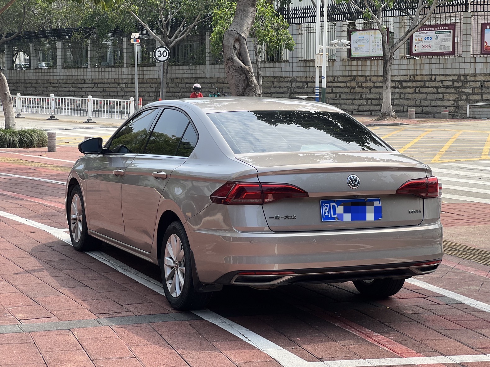 Volkswagen Bora 2019 car image #6