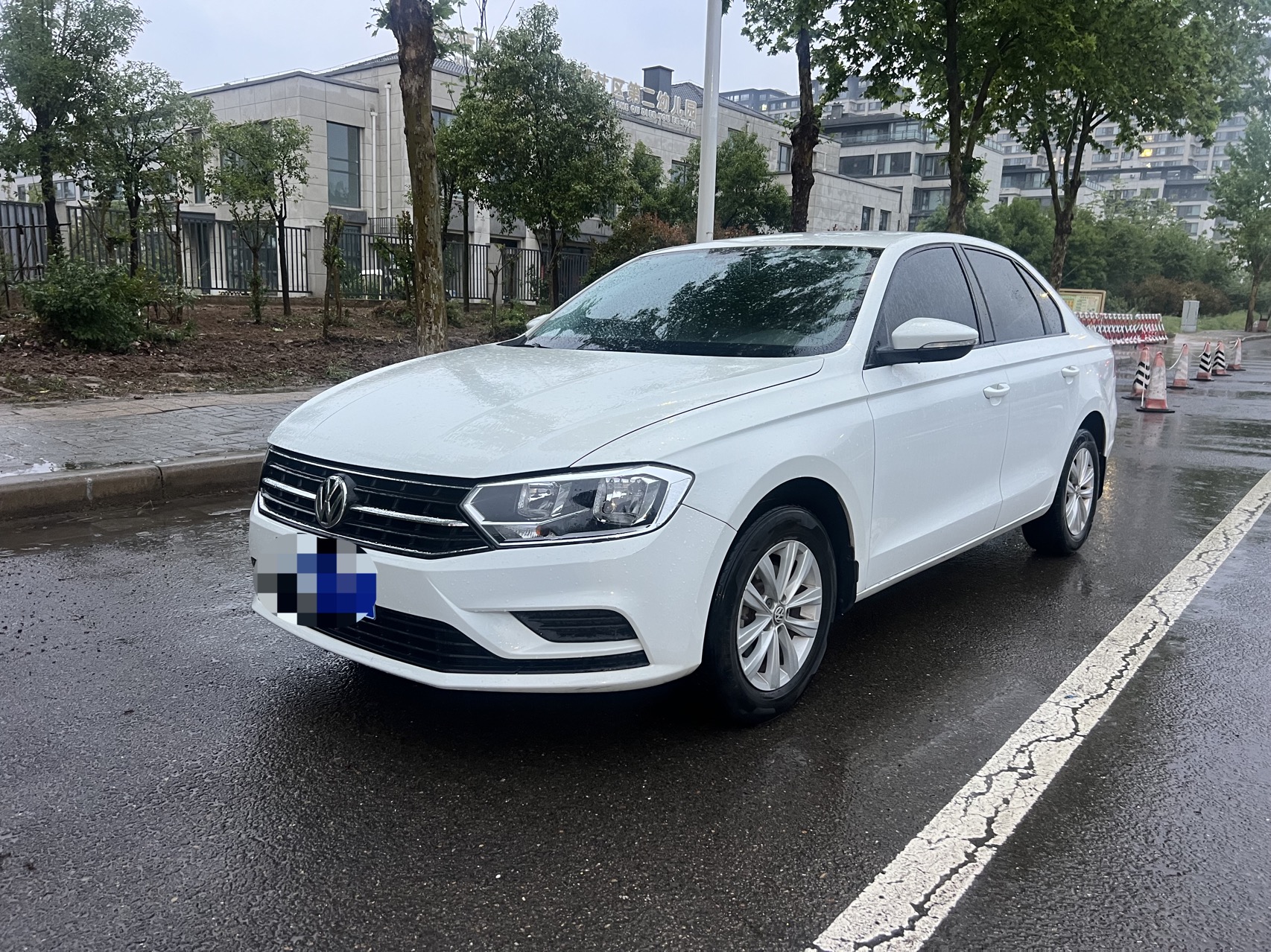 Volkswagen Bora 2018 car image 