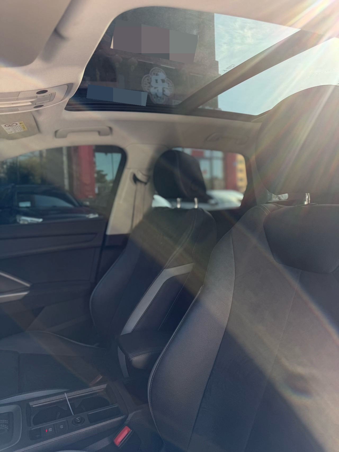 2022 car image #17