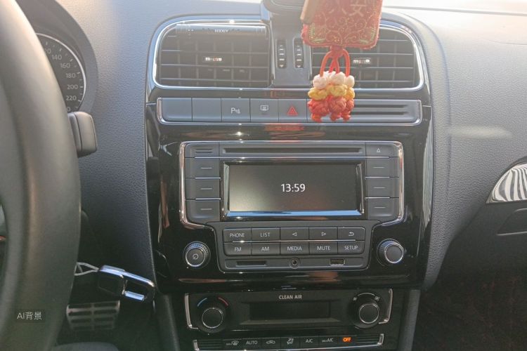Volkswagen Polo 2017 #15 Volkswagen Polo 2017 car image #15