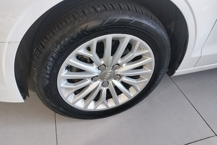 Audi A3 2016 immagine di auto #9
