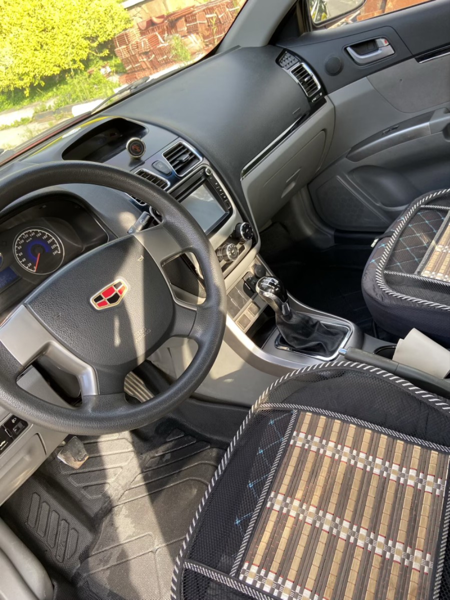 GEELY Emgrand Classic 2014 car image #7