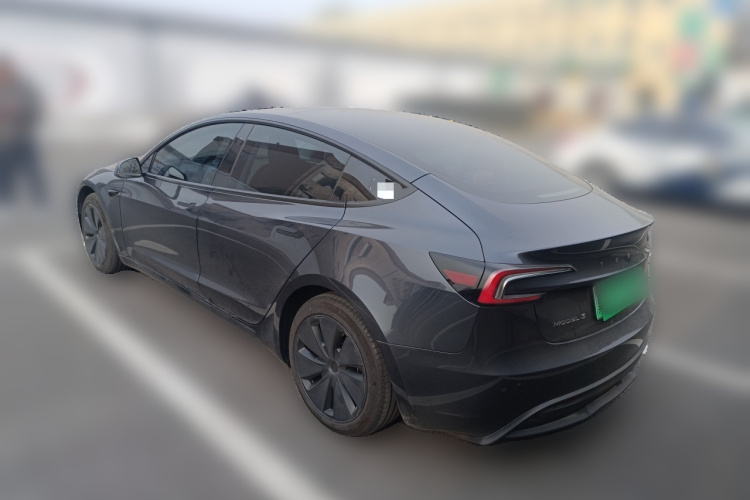 Tesla Model 3 2024 car image #5