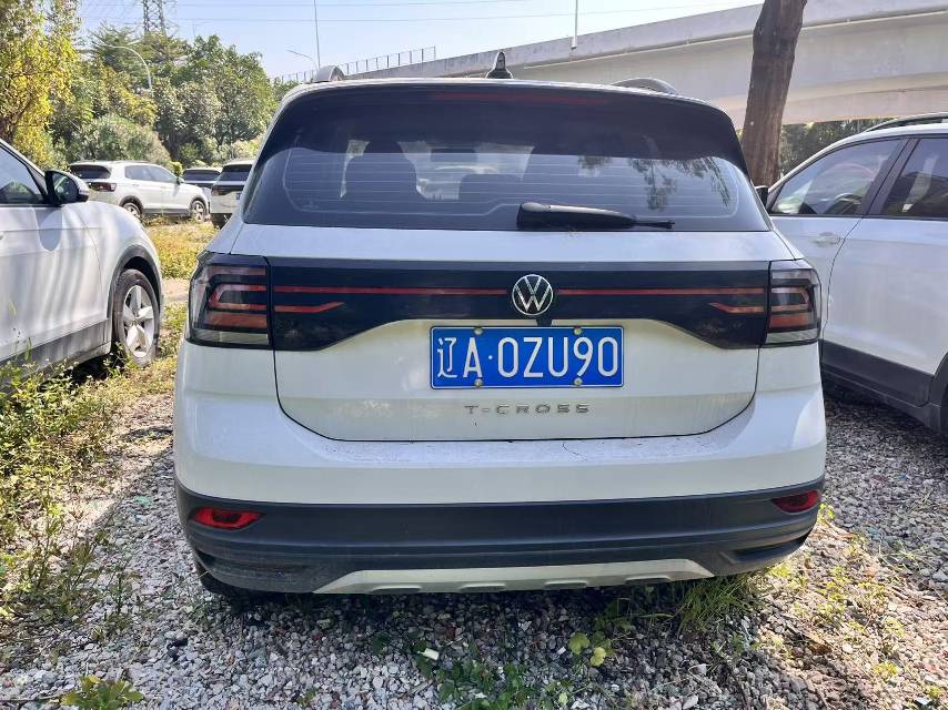 Volkswagen T-Cross 2023 изображение автомобиля #6