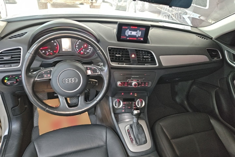 Audi Q3 2016 #11 Audi Q3 2016 car image #11
