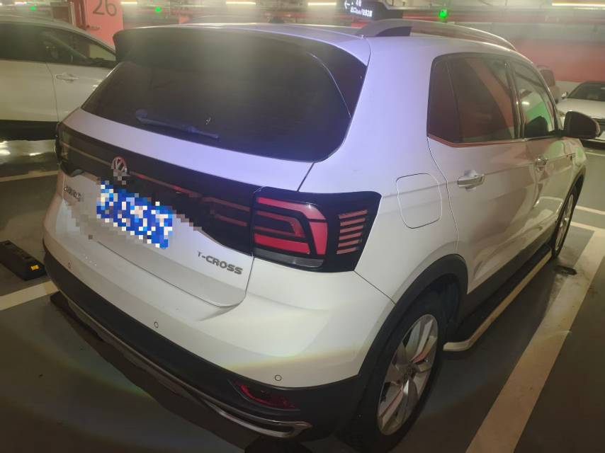 Volkswagen T-Cross 2020 #2 Volkswagen T-Cross 2020 car image #2