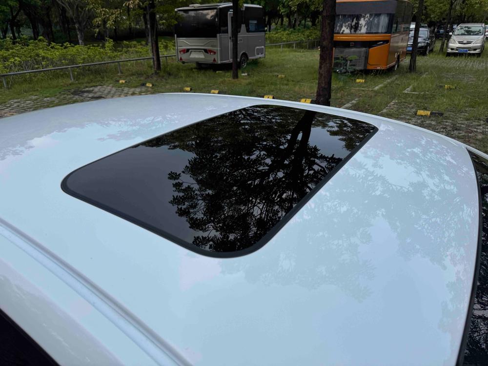 GEELY Emgrand 2022 #27 GEELY Emgrand 2022 car image #27