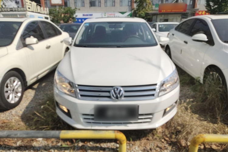 Volkswagen Santana 2016 car image #3