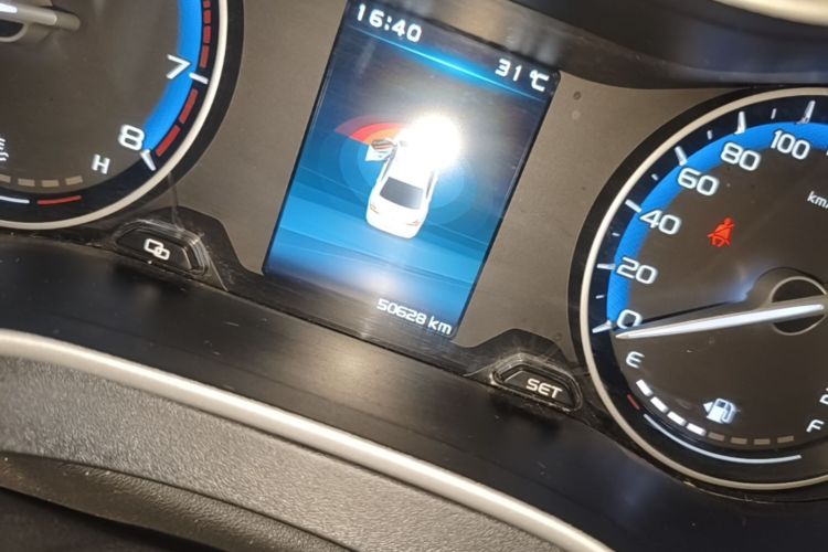 GEELY Emgrand 2018 immagine di auto #12