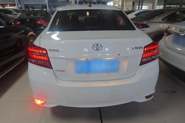Toyota Vios 2018 car image #6