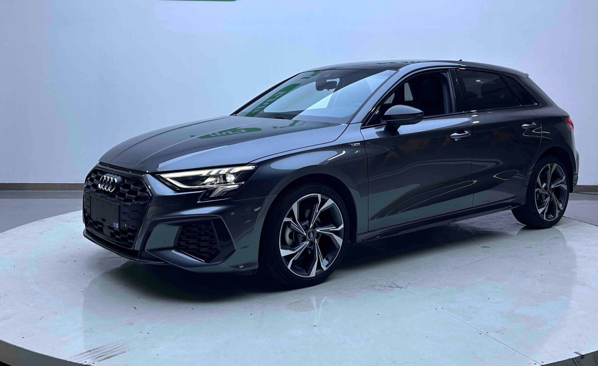 2022 2022 car image