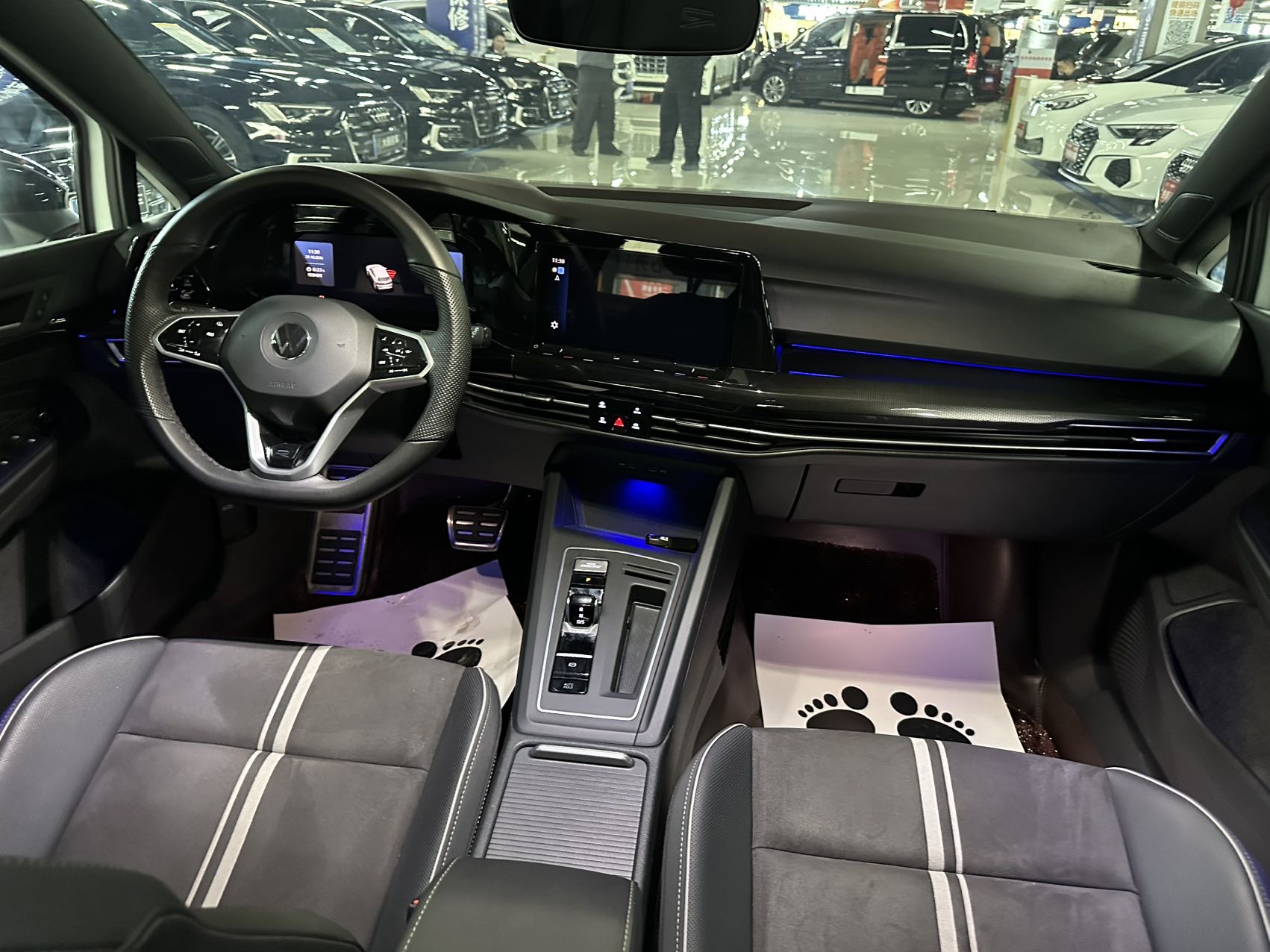 2023 #8 2023 immagine di auto #8