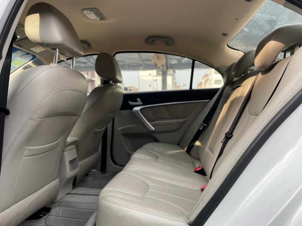 GEELY Emgrand 2016 car image #9