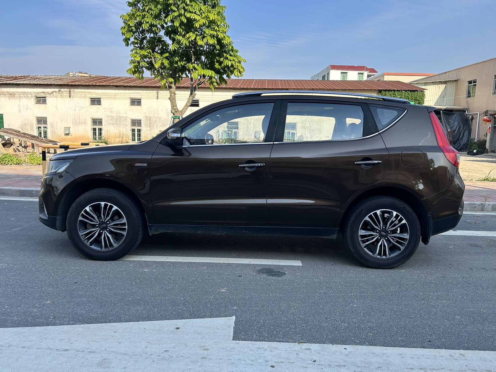 GEELY Vision X6 2018 #4 GEELY Vision X6 2018 صورة سيارة #4