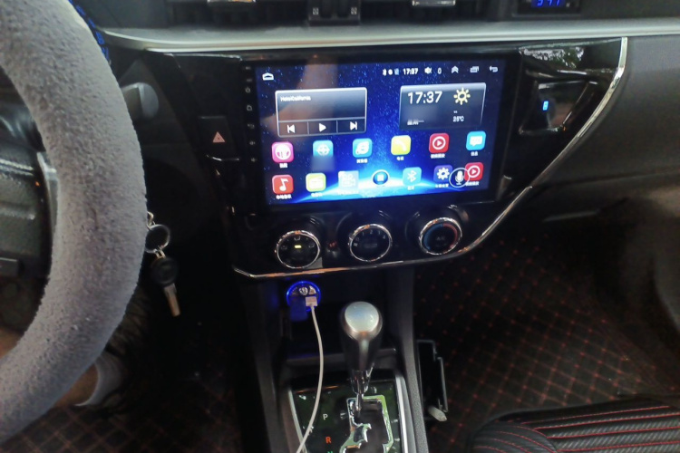 Toyota Corolla 2015 car image #17
