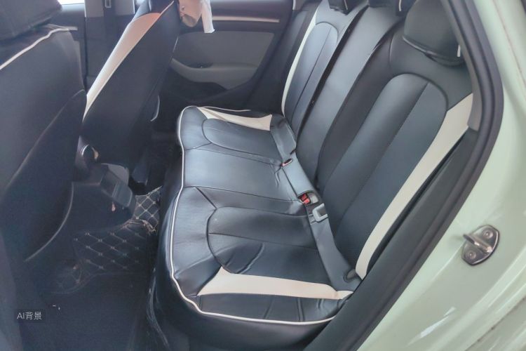 Audi A3 2018 car image #19