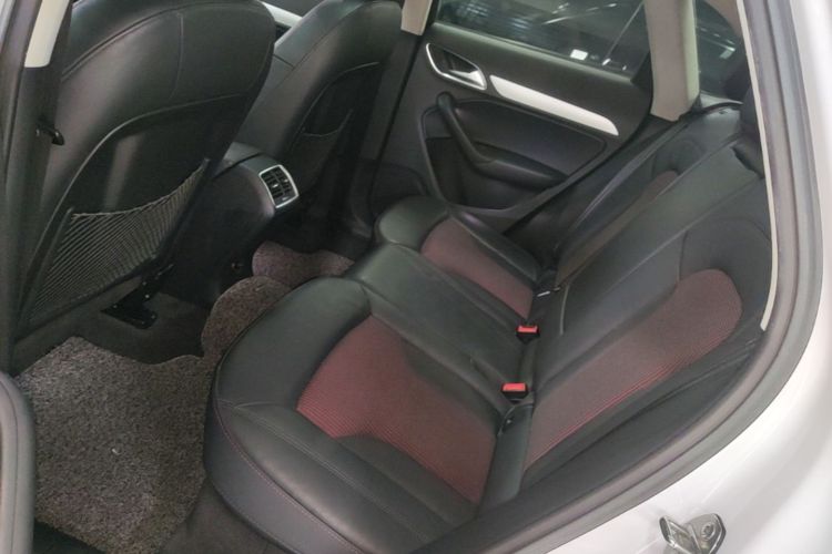 Audi Q3 2019 #17 Audi Q3 2019 car image #17