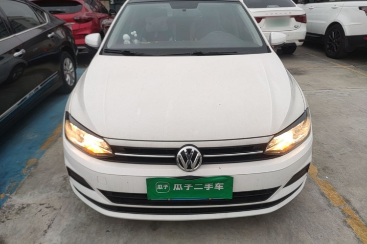 Volkswagen Polo 2021 car image #3